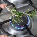 Here’s Why You Should Place Sliced Lemons Beside Your Bed at Night