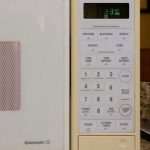 Quick and Flavorful Garlic Flatbreads: Ready in Just 10 Minutes!